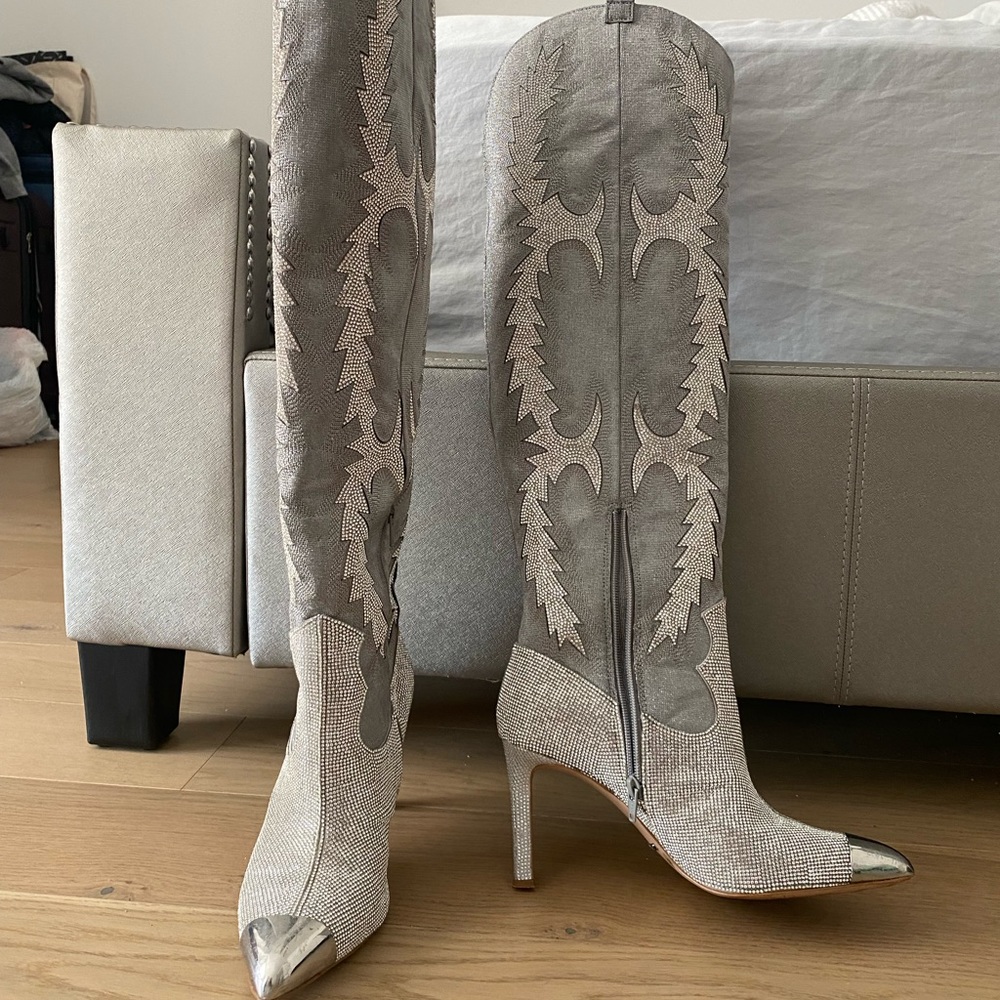 Gianni Bini Silver Sparkly Cowboy Boots